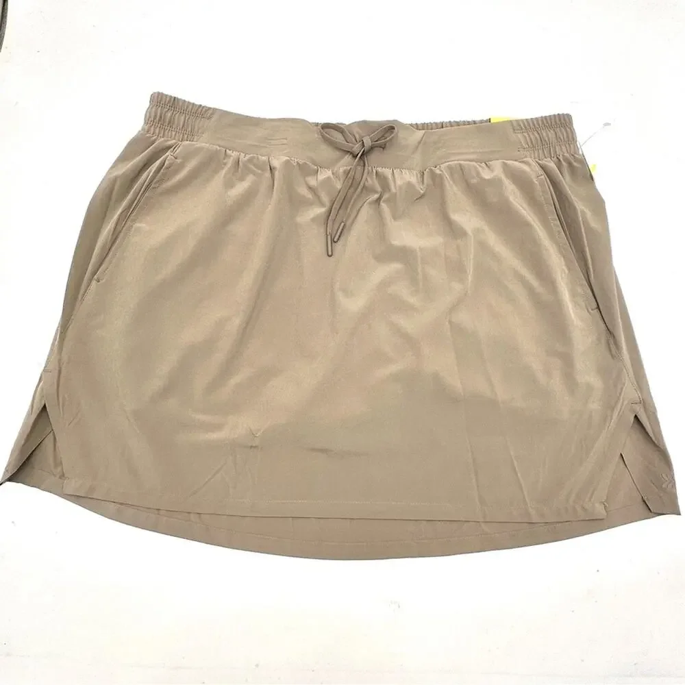 NEW - All in Motion - Women's Stretch Skorts - SIZE XXL